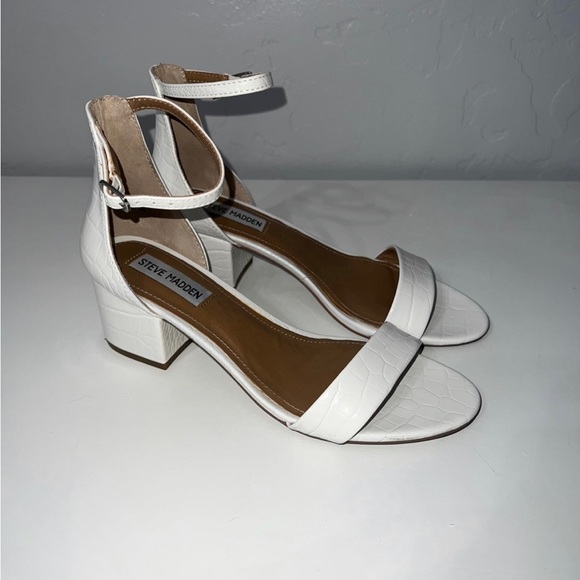 Steven Madden White Heels - Picture 3 of 4